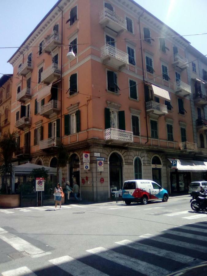 Hotel Fidelio La Spezia Exterior foto